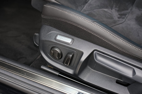 Volkswagen Arteon 1.5 TSI R-Line *Pano*Camera*Virtual*Keyless*ACC*DSG*