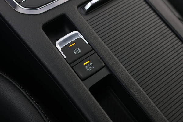 Volkswagen Arteon 1.5 TSI R-Line *Pano*Camera*Virtual*Keyless*ACC*DSG*