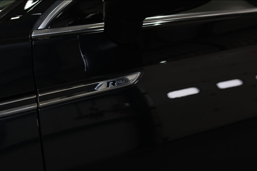 Volkswagen Arteon 1.5 TSI R-Line *Pano*Camera*Virtual*Keyless*ACC*DSG*