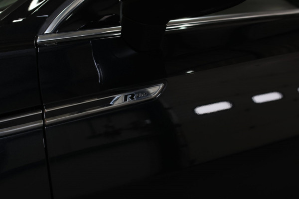 Volkswagen Arteon 1.5 TSI R-Line *Pano*Camera*Virtual*Keyless*ACC*DSG*