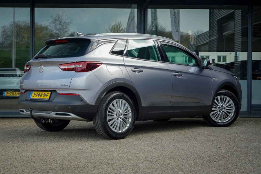 Opel Grandland X 1.2 Turbo Innovation Aut / Trekhaak / Carplay / Navi