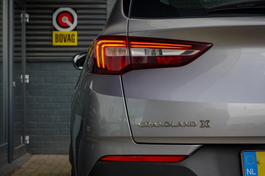 Opel Grandland X 1.2 Turbo Innovation Aut / Trekhaak / Carplay / Navi