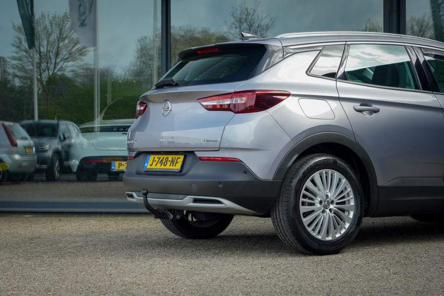 Opel Grandland X 1.2 Turbo Innovation Aut / Trekhaak / Carplay / Navi