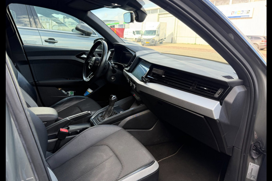 Audi A1 SPORTBACK 30 TFSI S Line edition one