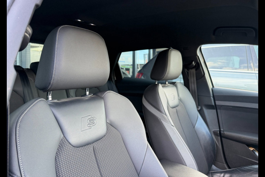 Audi A1 SPORTBACK 30 TFSI S Line edition one