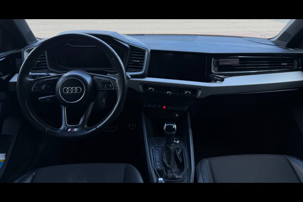 Audi A1 SPORTBACK 30 TFSI S Line edition one