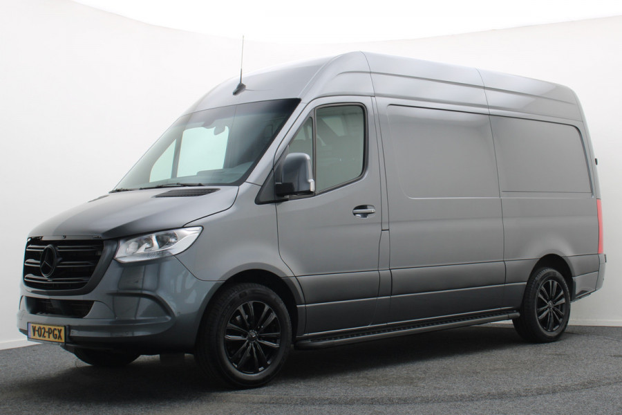 Mercedes-Benz Sprinter 317 CDI Automaat L2H2 3-Zits, Camera, Airco, Cruise, Apple Carplay, DAB, PDC, Trekhaak, 18''