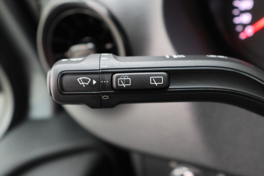 Mercedes-Benz Sprinter 317 CDI Automaat L2H2 3-Zits, Camera, Airco, Cruise, Apple Carplay, DAB, PDC, Trekhaak, 18''