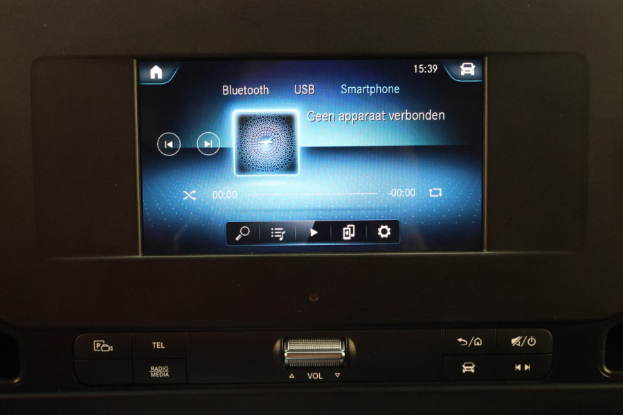 Mercedes-Benz Sprinter 317 CDI Automaat L2H2 3-Zits, Camera, Airco, Cruise, Apple Carplay, DAB, PDC, Trekhaak, 18''