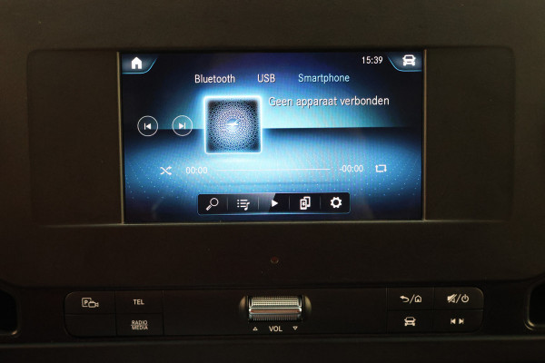 Mercedes-Benz Sprinter 317 CDI Automaat L2H2 3-Zits, Camera, Airco, Cruise, Apple Carplay, DAB, PDC, Trekhaak, 18''