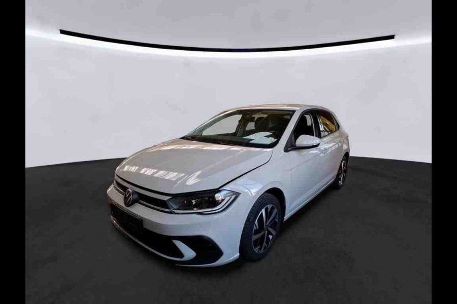 Volkswagen Polo 1.0 MPI Life * iQ Light * Beats Audio * Camera * Stoelverwarming *