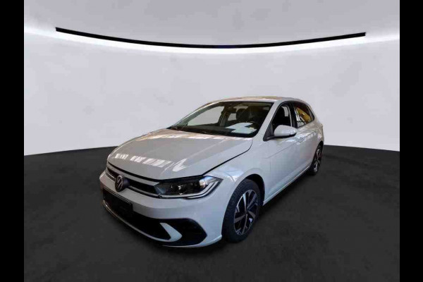Volkswagen Polo 1.0 MPI Life * iQ Light * Beats Audio * Camera * Stoelverwarming *