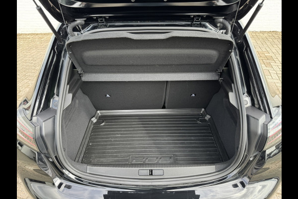 Peugeot 208 Hybrid 136 e-DCS6 GT Panorama 360 Camera Navigatie Carplay DAB Dodehoek Keyless