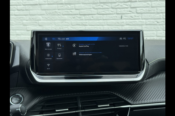 Peugeot 208 Hybrid 136 e-DCS6 GT Panorama 360 Camera Navigatie Carplay DAB Dodehoek Keyless