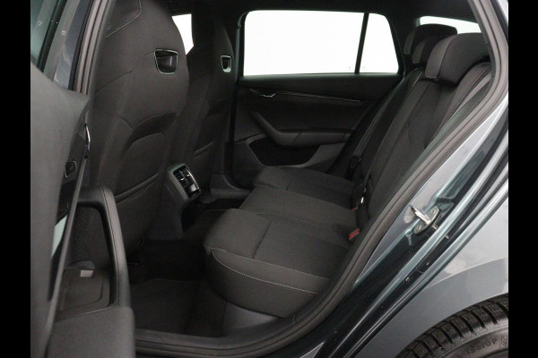 Škoda Octavia 1.4 TSI iV PHEV Sportline Business | SOH 96% | Trekhaak | Stoelverwarming | Camera | Carplay | Navigatie