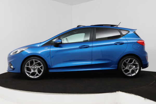 Ford Fiesta 1.0 EcoBoost ST-Line (PANORAMADAK, STOEL/STUUR VERWARMING, LANE-ASSIST, CRUISE CONTROL, NAVIGATIE, PARKEERSENSOREN)