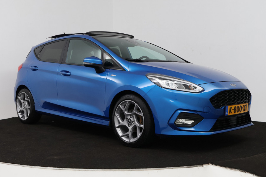 Ford Fiesta 1.0 EcoBoost ST-Line (PANORAMADAK, STOEL/STUUR VERWARMING, LANE-ASSIST, CRUISE CONTROL, NAVIGATIE, PARKEERSENSOREN)