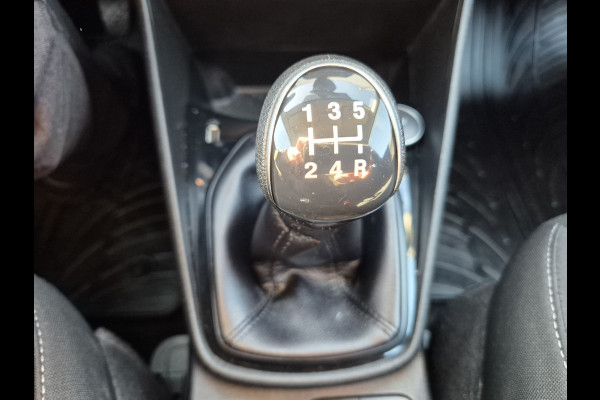 Ford Fiesta 1.1 Trend,Airco,cruise,navigatie,stoel/stuur/voorraam verwarming,android.