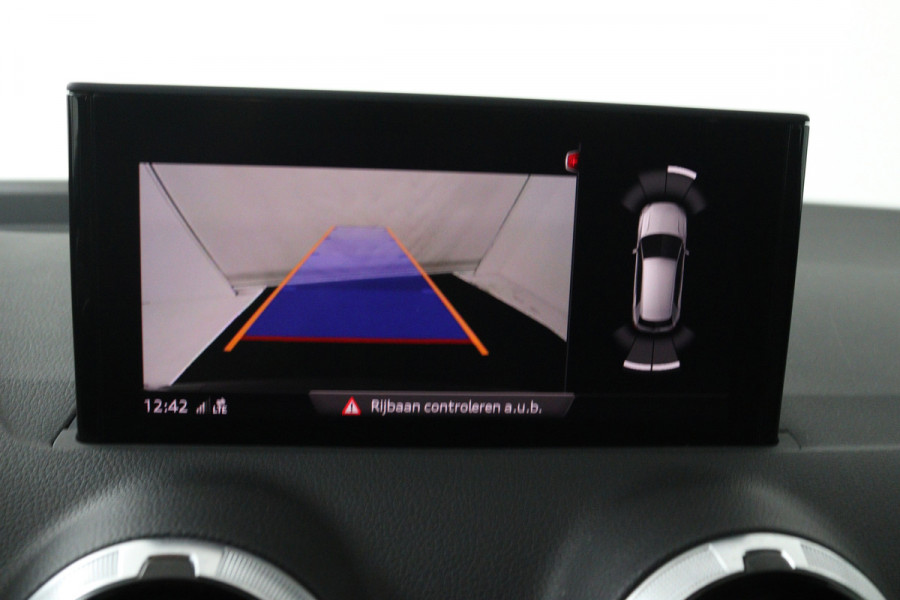Audi Q2 35 TFSI Advanced edition (ACHTERUITRIJCAMERA, DIGITALE COCKPIT, CRUISE CONTROL ADAPTIEF, PARKEERSENSOREN)