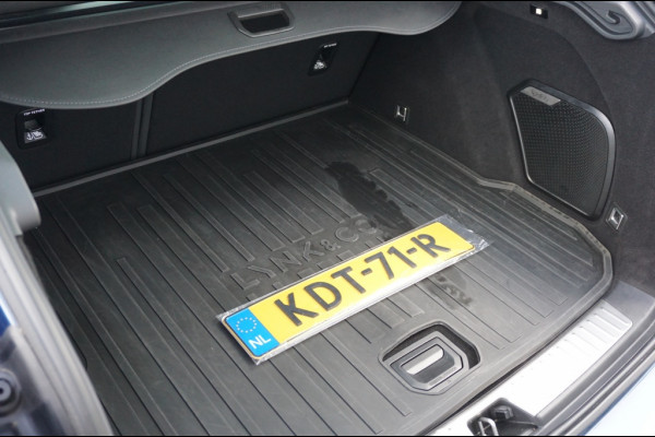 Lynk & Co 01 262 PK Plug in Hybrid | 26.631 KM!! | 360° CAM. | ZWARTE HEMEL