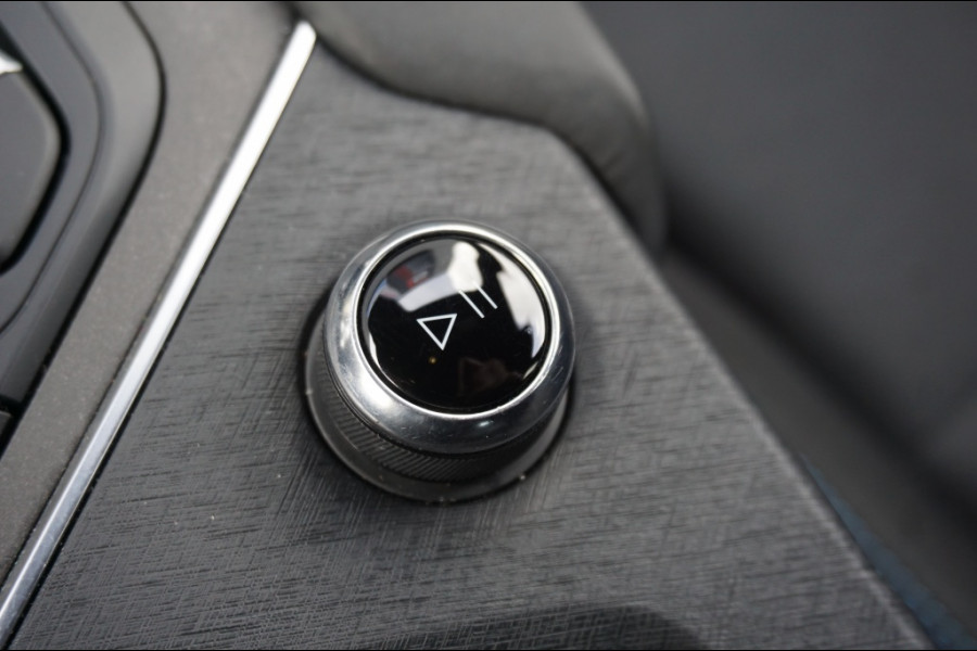 Lynk & Co 01 262 PK Plug in Hybrid | 26.631 KM!! | 360° CAM. | ZWARTE HEMEL