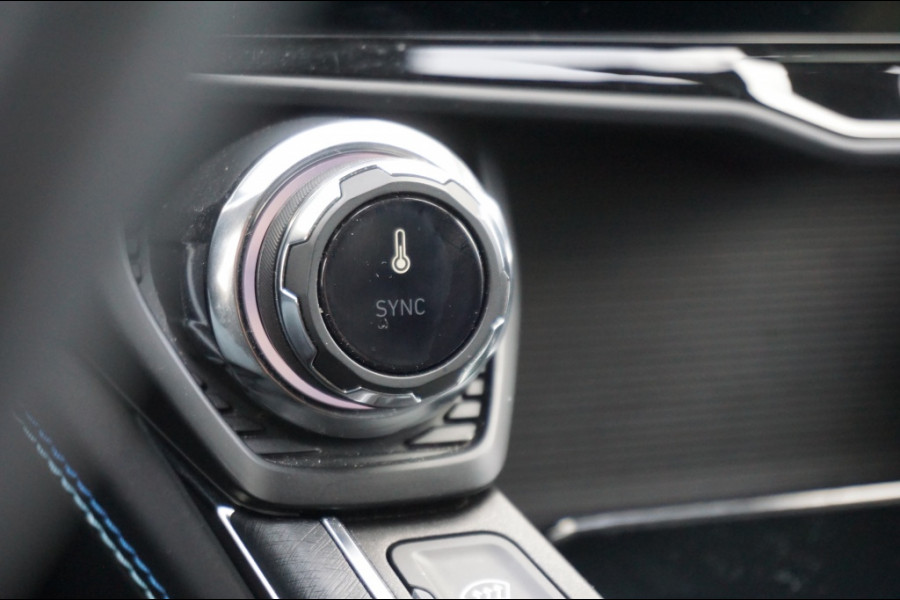 Lynk & Co 01 262 PK Plug in Hybrid | 26.631 KM!! | 360° CAM. | ZWARTE HEMEL