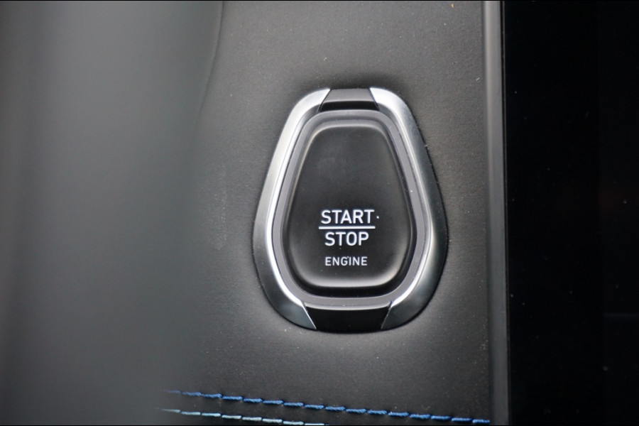 Lynk & Co 01 262 PK Plug in Hybrid | 26.631 KM!! | 360° CAM. | ZWARTE HEMEL