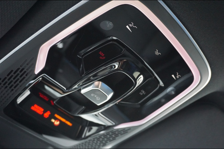 Lynk & Co 01 262 PK Plug in Hybrid | 26.631 KM!! | 360° CAM. | ZWARTE HEMEL