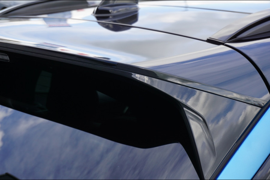 Lynk & Co 01 262 PK Plug in Hybrid | 26.631 KM!! | 360° CAM. | ZWARTE HEMEL