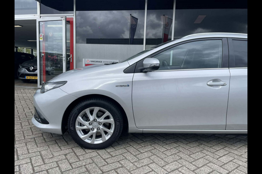 Toyota Auris 1.8 Hybrid Dynamic / camera
