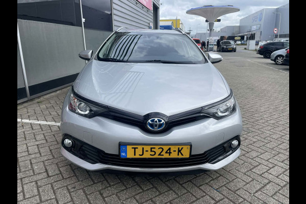 Toyota Auris 1.8 Hybrid Dynamic / camera