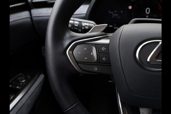 Lexus LBX Cool 2WD | Advanced Pack | Mark Levinson | 360 Camera