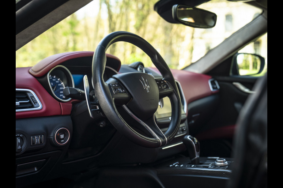 Maserati Ghibli 3.0 V6 S Q4 GranSport | Harman/Kardon | Alcantara hemel