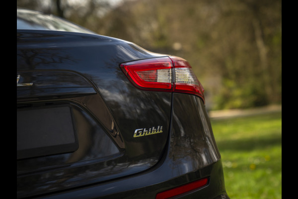 Maserati Ghibli 3.0 V6 S Q4 GranSport | Harman/Kardon | Alcantara hemel