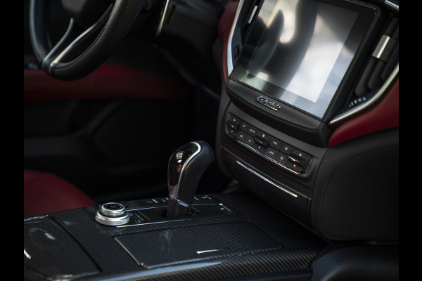 Maserati Ghibli 3.0 V6 S Q4 GranSport | Harman/Kardon | Alcantara hemel