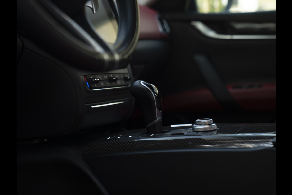 Maserati Ghibli 3.0 V6 S Q4 GranSport | Harman/Kardon | Alcantara hemel