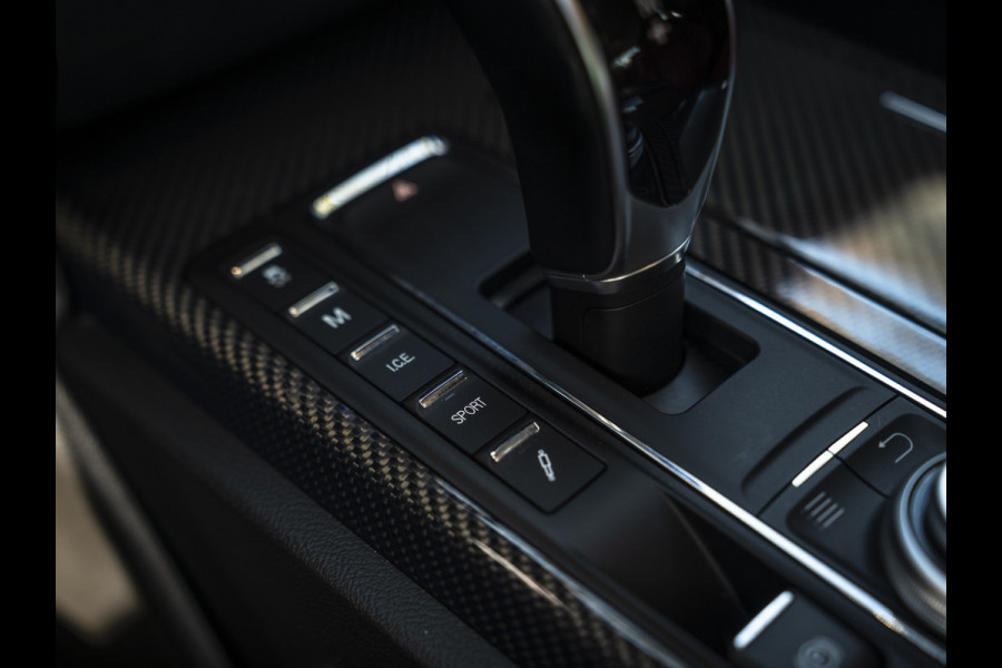 Maserati Ghibli 3.0 V6 S Q4 GranSport | Harman/Kardon | Alcantara hemel