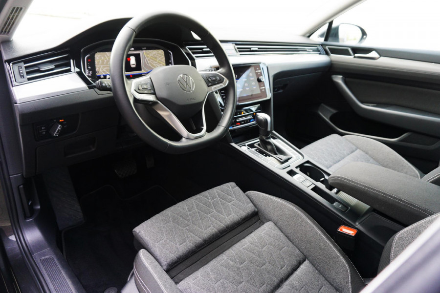Volkswagen Passat Variant 1.5 TSI Business/Dealeronderhouden/ERGO stoelen/ Camera