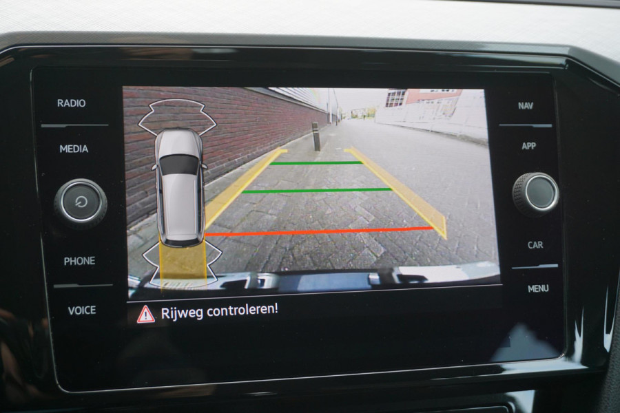Volkswagen Passat Variant 1.5 TSI Business/Dealeronderhouden/ERGO stoelen/ Camera