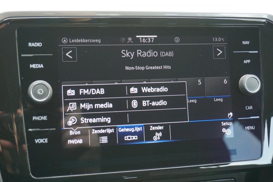 Volkswagen Passat Variant 1.5 TSI Business/Dealeronderhouden/ERGO stoelen/ Camera