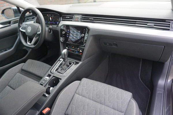 Volkswagen Passat Variant 1.5 TSI Business/Dealeronderhouden/ERGO stoelen/ Camera