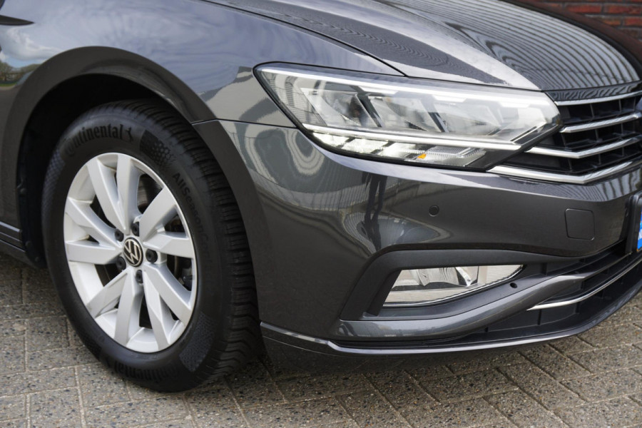 Volkswagen Passat Variant 1.5 TSI Business/Dealeronderhouden/ERGO stoelen/ Camera