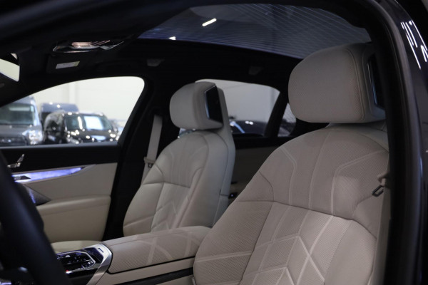 BMW 7 Serie 750e xDrive Pro M-Sportpakket 2026 LED HUD Active cruise PANO DAB B&W SOUND LEASE V/A 444,- pm
