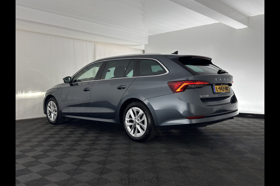 Škoda Octavia Combi 1.0 TSI Business Edition Plus (INCL-BTW) *FULL-LED | NAVI-FULLMAP | HEATED-COMFORTSEATS | DIGI-COCKPIT | CAMERA | KEYLESS | DAB | AMBIENTLIGHT | PRIVACYGLASS | ECC | CARPLAY | PDC | CRUISE | 17''ALU*