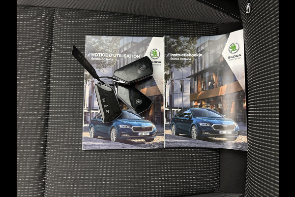 Škoda Octavia Combi 1.0 TSI Business Edition Plus (INCL-BTW) *FULL-LED | NAVI-FULLMAP | HEATED-COMFORTSEATS | DIGI-COCKPIT | CAMERA | KEYLESS | DAB | AMBIENTLIGHT | PRIVACYGLASS | ECC | CARPLAY | PDC | CRUISE | 17''ALU*