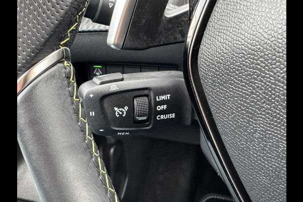 Peugeot 208 Hybrid 136 e-DCS6 GT Panorama 360 Camera Navigatie Carplay DAB Dodehoek Keyless