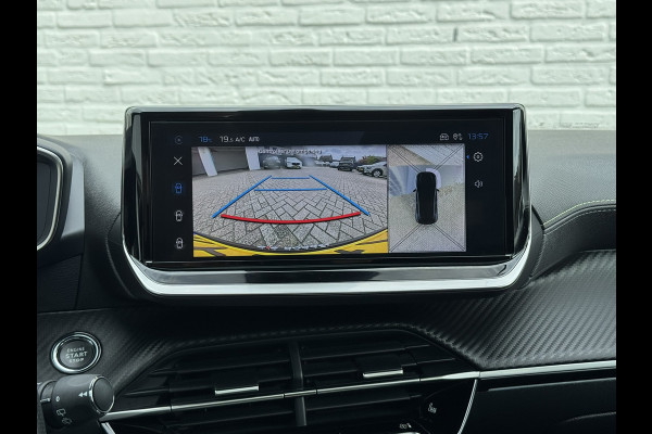 Peugeot 208 Hybrid 136 e-DCS6 GT Panorama 360 Camera Navigatie Carplay DAB Dodehoek Keyless