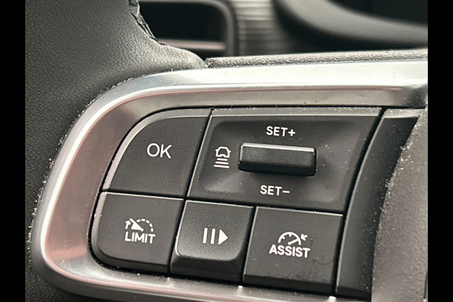 Jeep Avenger Altitude 54 kWh | SOH 95% | Adapt.Cruise/Control | Apple/Carplay | Origineel NL |