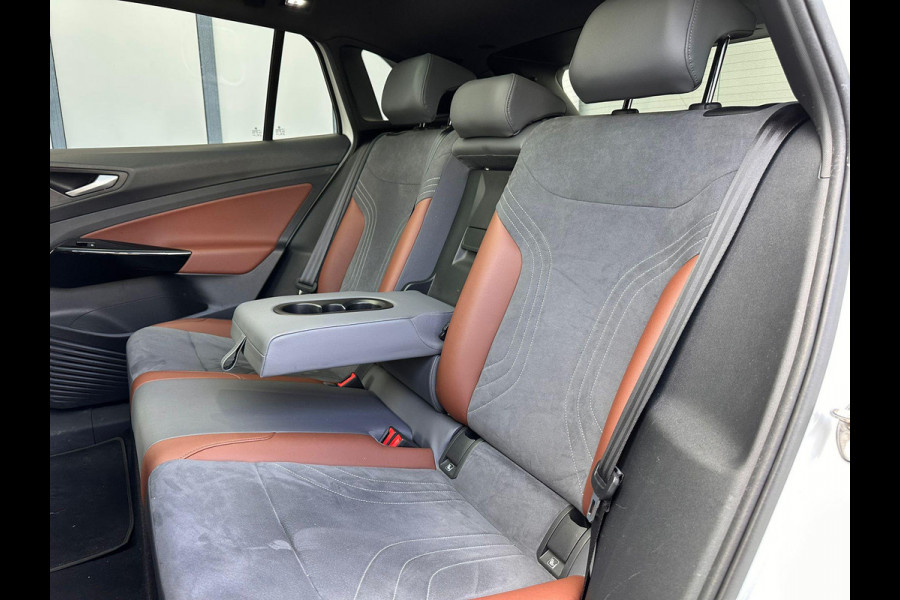 Volkswagen ID.4 Max 77 kWh | SOH: 87,6%   | Panorama | 21"LM | 360Cam | Trekhaak Elektr |