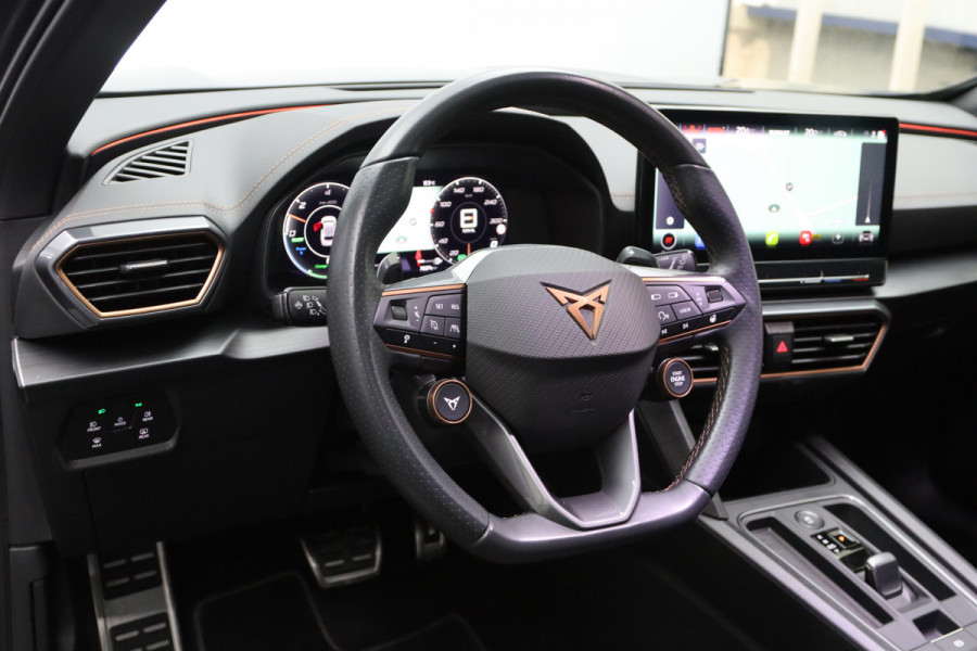 CUPRA Formentor 1.4 e-Hybrid 245 PK VZ Copper Edition PHEV, Trekhaak, Memory, Adap. Cruise Control